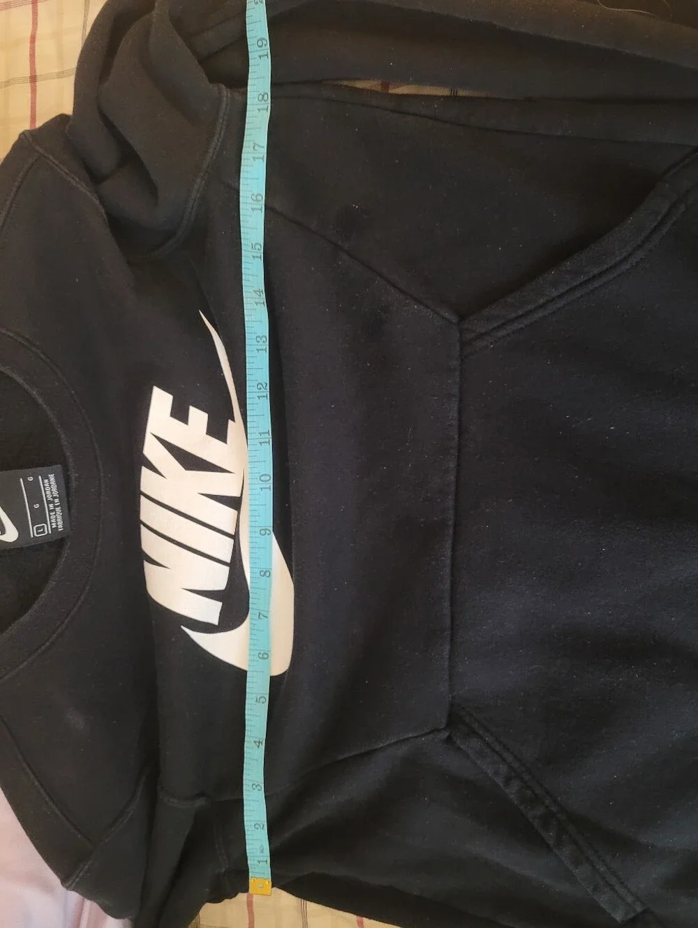 📚BACK TO SCHOOL SALE📚 Nike Black Crewneck Sweatshirt with White Swoosh Logo